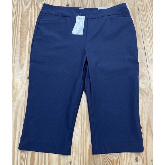 NEW! Chico’s 2P So Slimming Brigitte Slim Button Hem Capri Classic Navy Size 12P - Picture 1 of 7